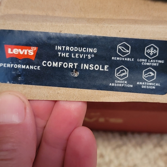 Men's Levi's Shoes - Picture 3 of 12